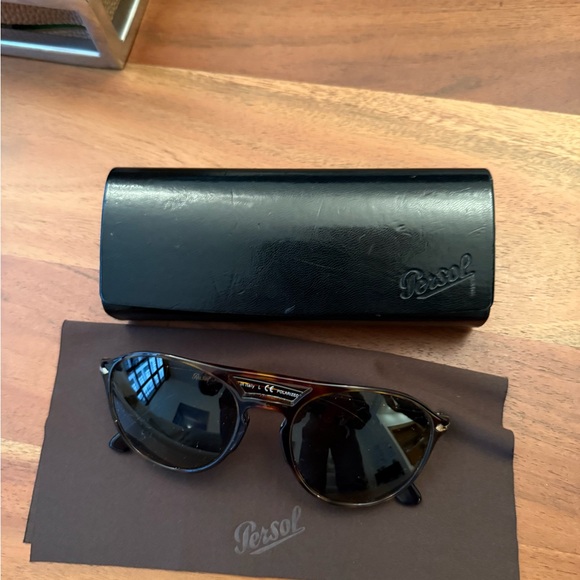 Persol Other - Persol Mens Tortoise Sunglasses